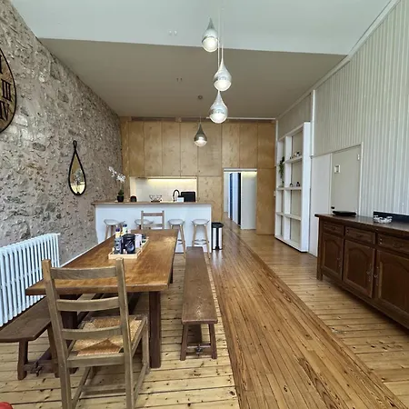 Apartamento Loft In Near Historic Old Town