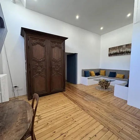 Apartamento Loft In Near Historic Old Town