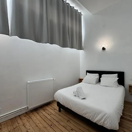 Loft In Near Historic Old Town Apartamento *
